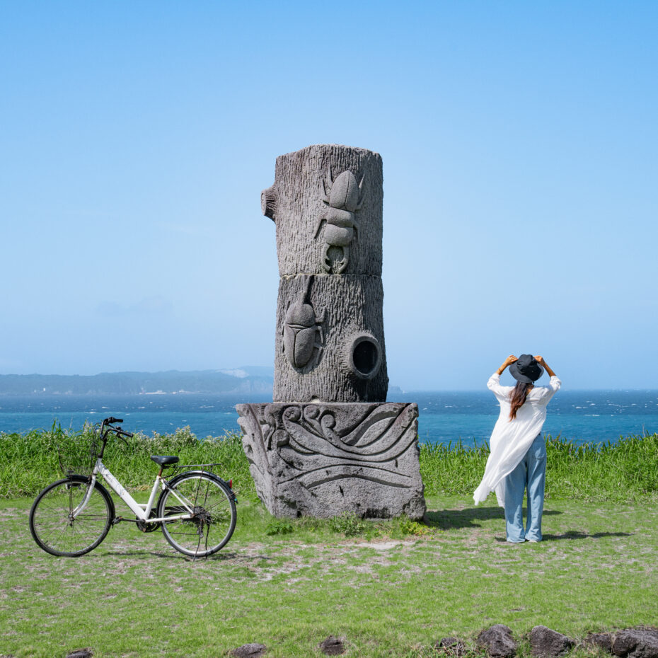Ride Where the Ocean Roads of Niijima and Shikinejima Take You